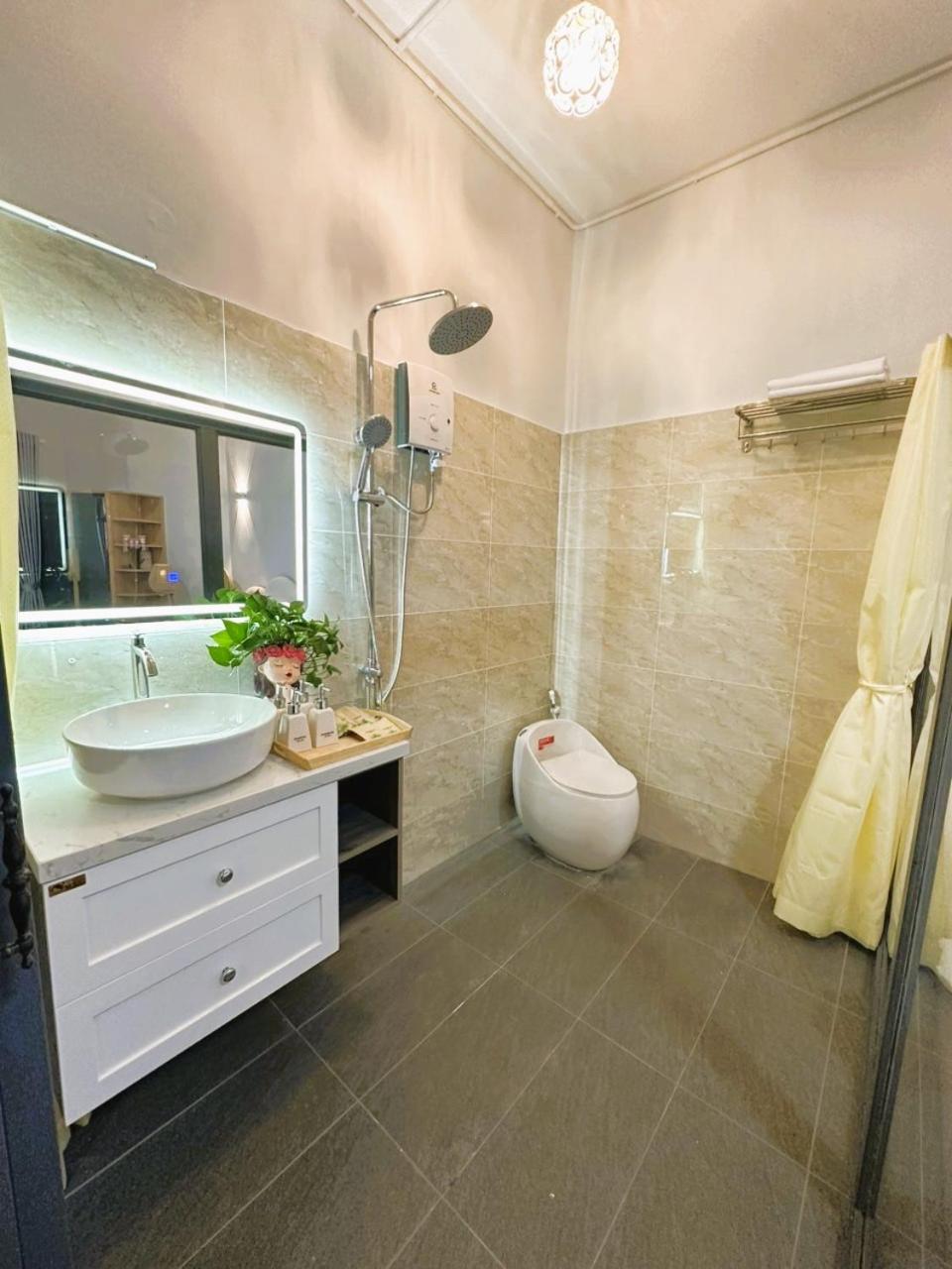 6Even Hotel - Have A Staycation In The Cafe Apartments Building Ciudad Ho Chi Minh  Exterior foto